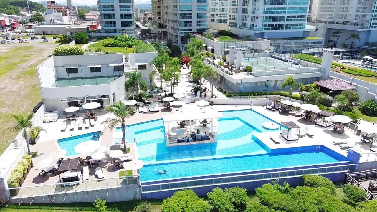 Bali Beach Picarras - Condominio Resort Экстерьер фото